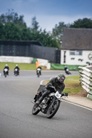 Vintage-motorcycle-club;eventdigitalimages;mallory-park;mallory-park-trackday-photographs;no-limits-trackdays;peter-wileman-photography;trackday-digital-images;trackday-photos;vmcc-festival-1000-bikes-photographs